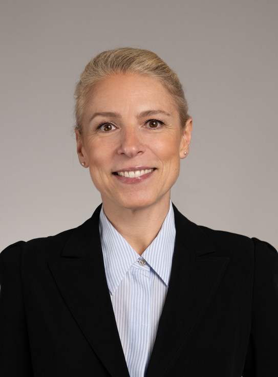 Portrait der Lehrbeauftragten Karolina Zgraja.