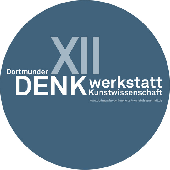 Rundes petrolfarbenes Emblem mit weißer Schrift